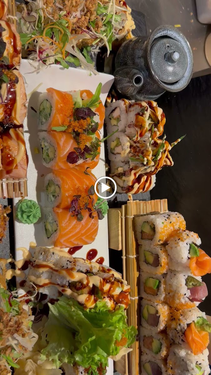 Aura Asia Cuisine&sushi-2