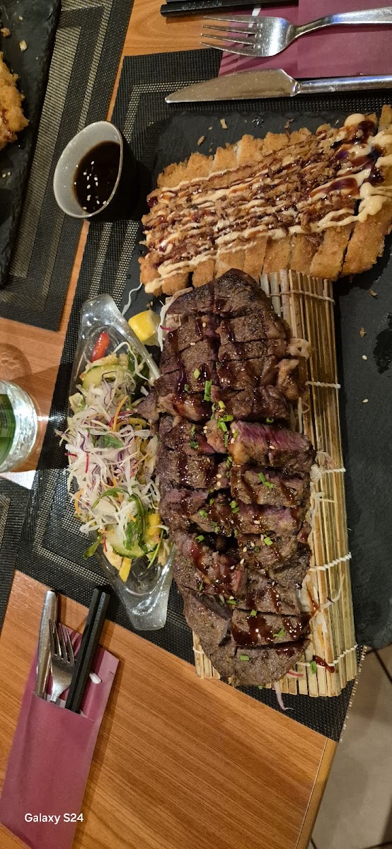 Aura Asia Cuisine&sushi-6